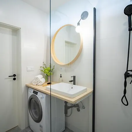 Meet Mendel Boutique #5 By Goodnite Cz - Expo Habitación en casa particular